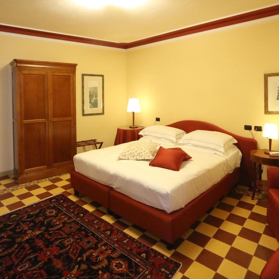 Albergo Castiglione Langhe Castiglione Tinella Exterior foto